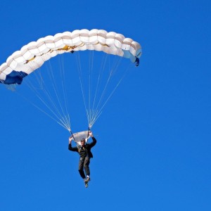 开云登录通道-传奇不眠夜，当温网与电竞同时进入赛点，历史与未来的决胜局